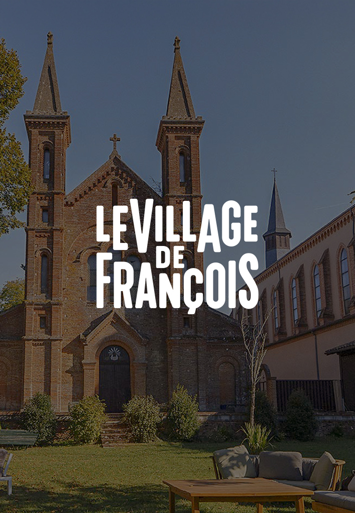 cour hotellerie patrimoine logo